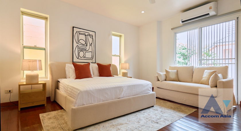 รูป 🔼🔽 AccomA 📩 Private Swimming Pool 4 BR House in Khlong Ton Nuea (9002001) - รูปที่ 14/20