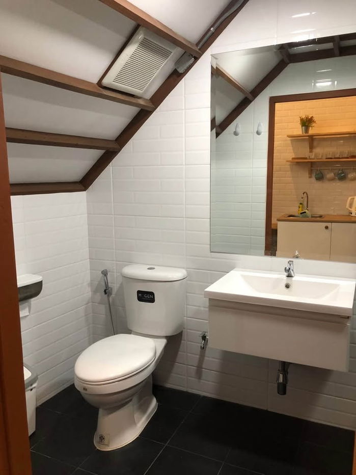 picture Townhouse for rent in the heart of the city, Phra Nakhon District, 2 bedrooms, 2 bathrooms - 3/5