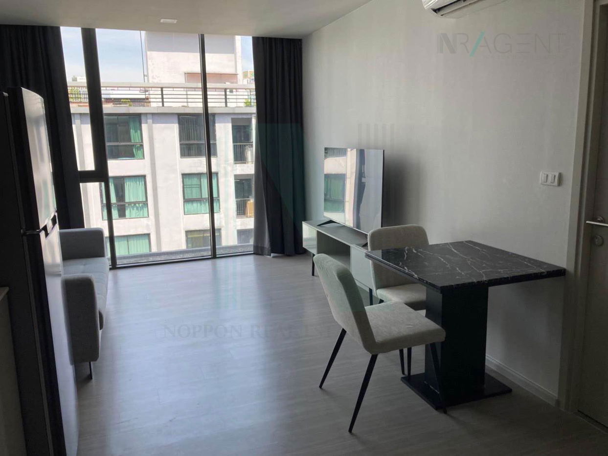 picture 🎉 For Sell Condo QUINTARA TREEHAUS SUKHUMVIT 42 Building 1, Floor 8,1 bed room, Room size 40 sqm - 4/8