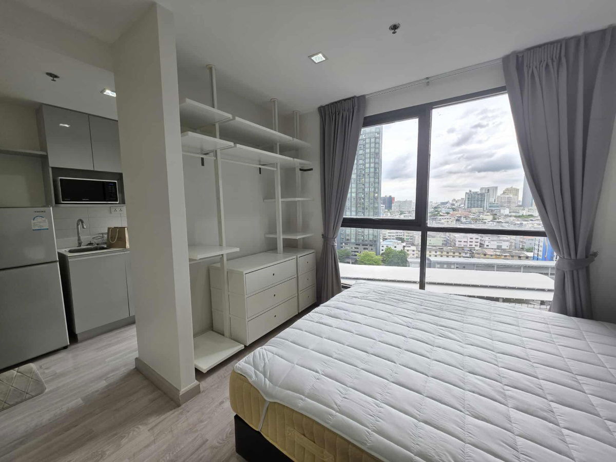 รูป ให้เช่า Ideo mobi sathorn ห้องสตูดิโอ เฟอร์นิเจอร์ครบพร้อมเข้าอยู่ ติด BTS กรุงธนบุรี 0 เมตร สนใจแอดไลน์ @best_condo - รูปที่ 2/5