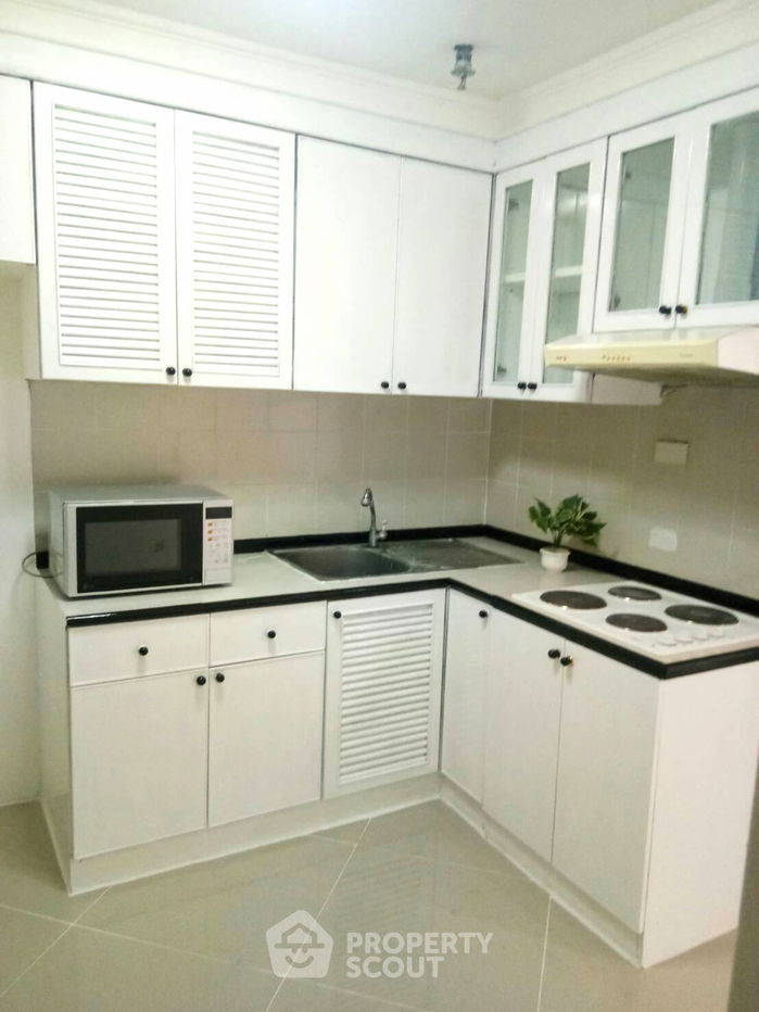 picture 2-BR Condo at The Waterford Park Sukhumvit 53 Condominium near BTS Thong Lor (ID 511928) - 6/18