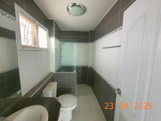 picture HOME for sale  Tha Wang Tal Saraphi Chiang Mai - 7/38