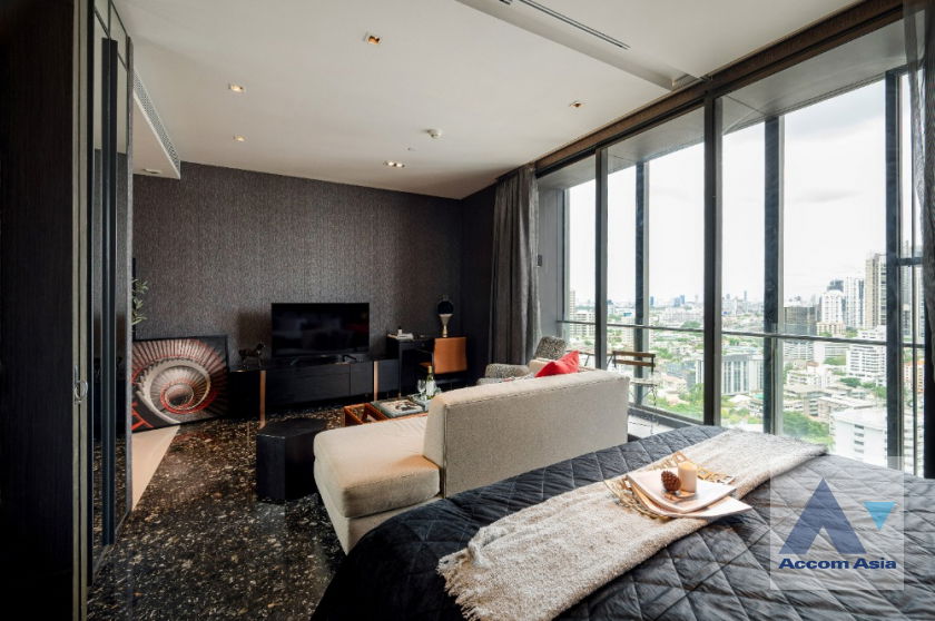 picture 🔼🔽 AccomA 📩 Sleek high-floor condominium with bold style in Sukhumvit (AA41343) - 1/18