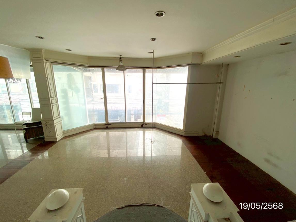 picture SHOP_HOUSE for sale  Jom Phon Chatuchak Bangkok - 35/58