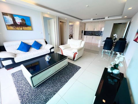 2 Bedrooms Condominium @ Cosy Beach View