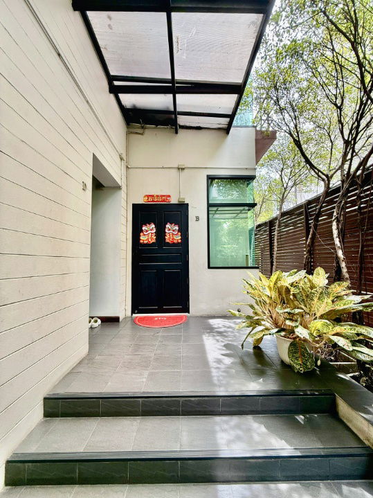 picture Apartment for Sale "Baan Sasida" 4 Buildings Sukhumvit 24 - 23/41