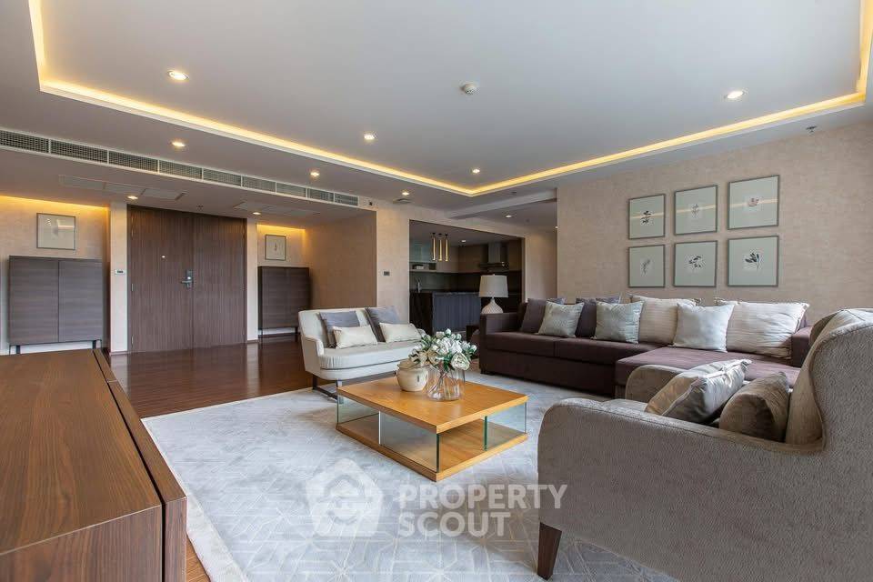 picture 4-BR Condo at The Hudson Sathorn 7 near BTS Chong Nonsi (ID 2261015) - 2/10