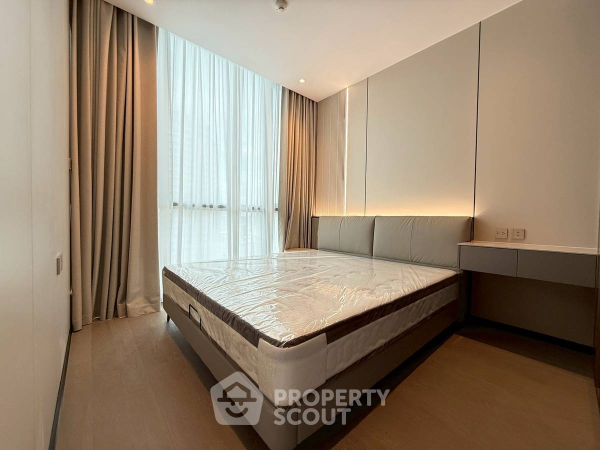 picture 3-BR Condo at Supalai Icon Sathon near MRT Si Lom (ID 2260702) - 8/20