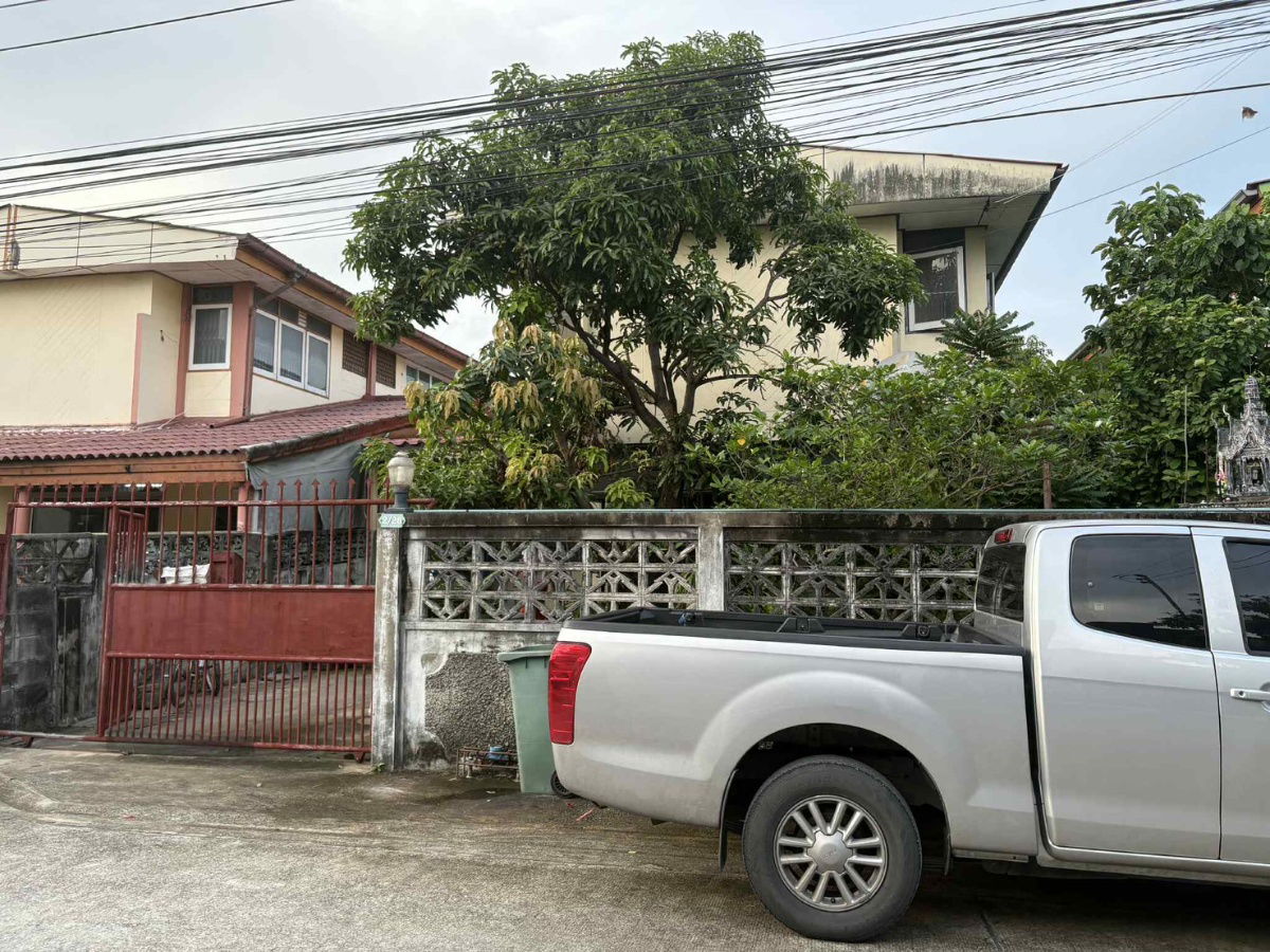 picture For sale: detached house 52 square wah, Ban Seri-On Nut Soi 1. - 2/25