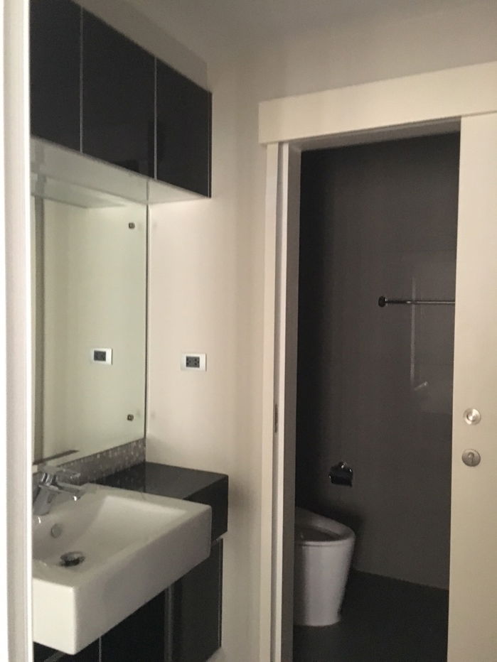 picture the crest sukhumvit 34 35 sq,m 1 bed , 1 bath on 8 floor rent 20000 - 7/7