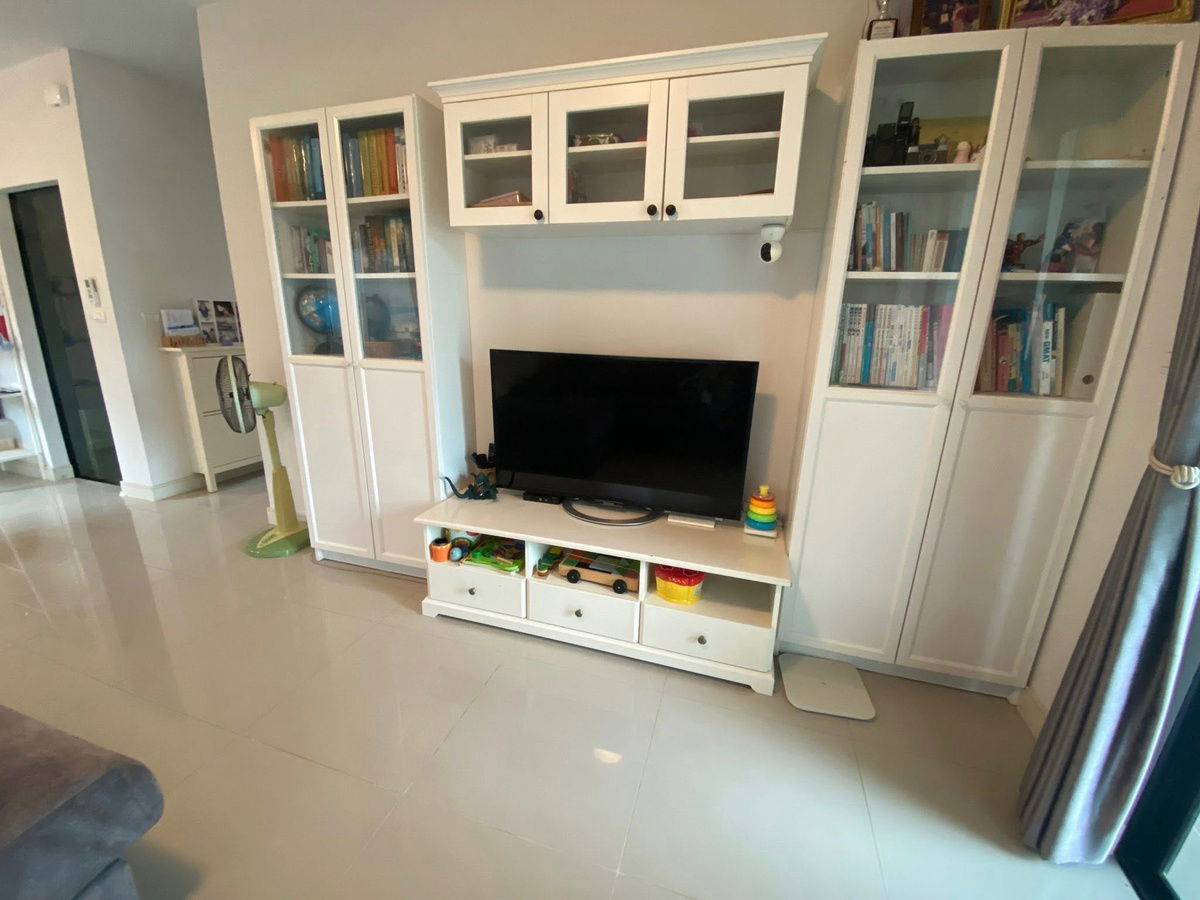 picture 📣💥 House for rent in Burasiri Bangna, beautiful house, spacious living space, near Abac University. ❌No pets allowed. - 4/16