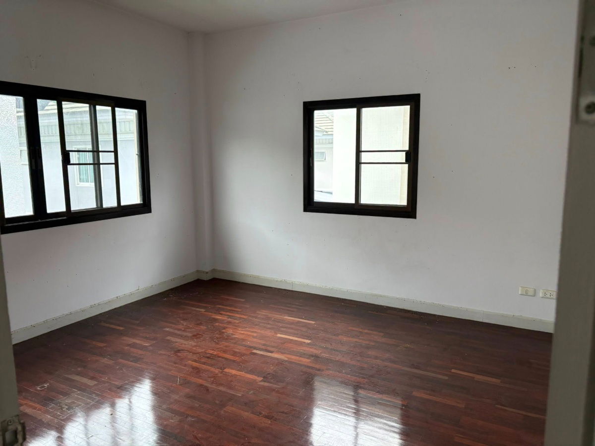 picture 2-storey detached house, Kritsana Village, Rama 5 - Kanchanaphisek (ready to sell as is, 6.5 mb, market price 8.5 mb) - 14/14