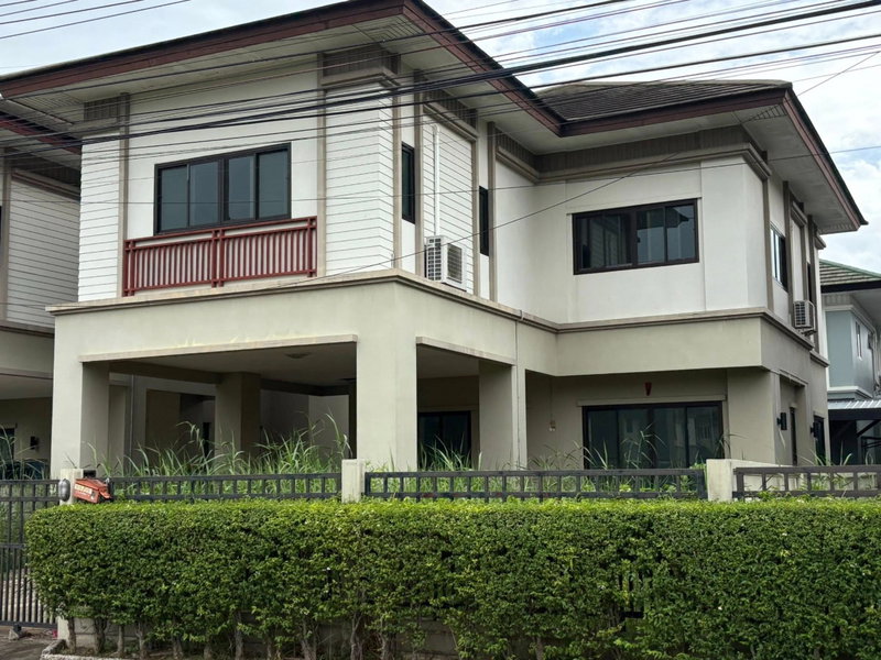 Houses for sale : 2-storey detached house, Kritsana Village, Rama 5 - Kanchanaphisek (ready to sell as is, 6.5 mb, market price 8.5 mb)