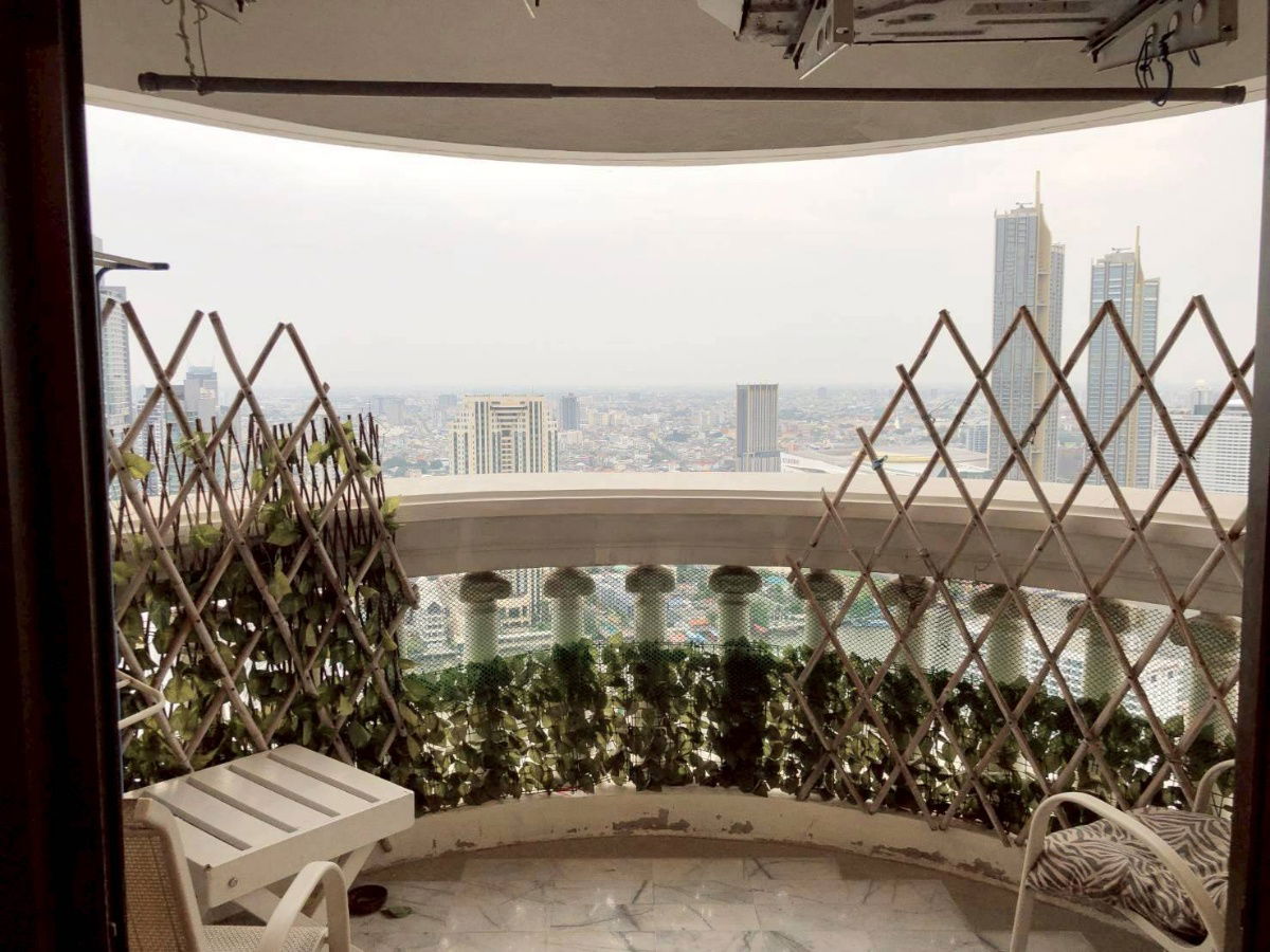 รูป ขายคอนโด State Tower ถนนสีลม ชั้น45  68ตรม. 1ห้องนอน 1รับแขกขนาดใหญ่ วิวสวยแม่น้ำ มาก เพียง 4.5ล้าน  - รูปที่ 13/13