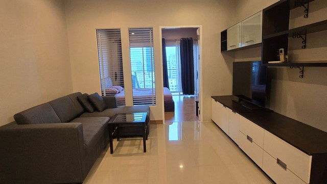 picture C5985 Rent  :  Condo  The Complete Rajprarop ( BTS Victory Monument ) 064 665 4666 - 7/21