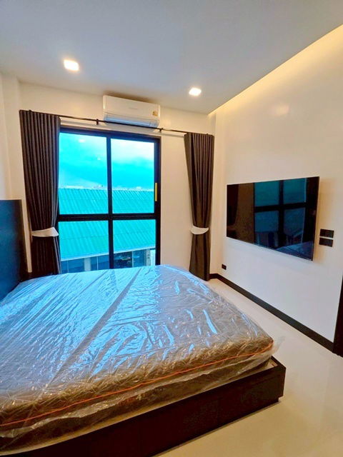 picture The Scene Town in Town 600m 5 bed Luxury 3-storey Ekkamai-Thonglor SISB International Sch 1.8 km. - 5/8