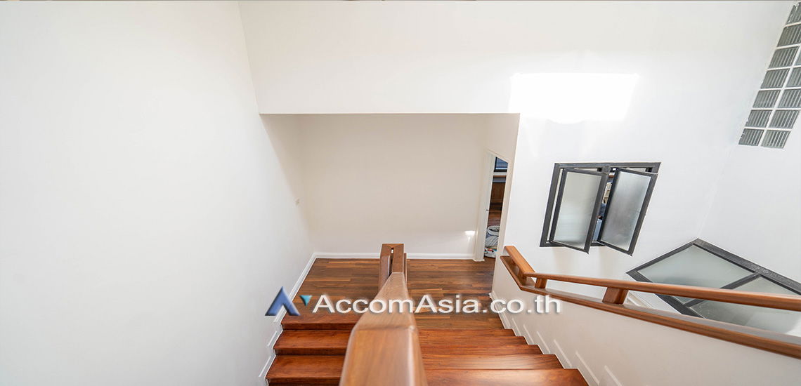 รูป 🔼🔽 AccomA 📩  4 BR Townhouse @Lotus Point Ekkamai (AA30412) - รูปที่ 12/17