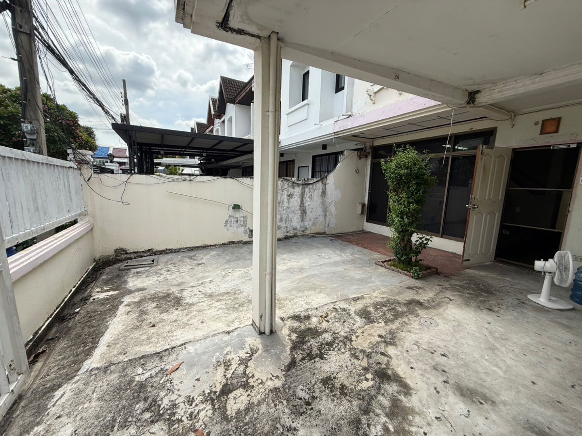 picture Townhouse Soi Pracharat Bamphen 26 - 47/49