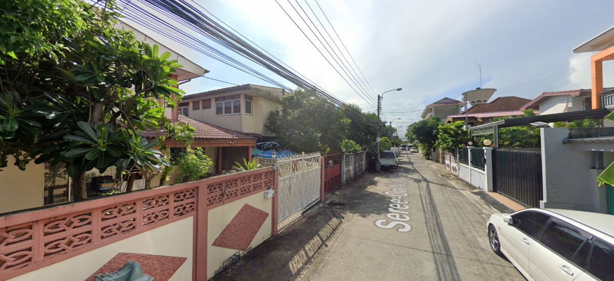 picture For sale: detached house 52 square wah, Ban Seri-On Nut Soi 1. - 24/25