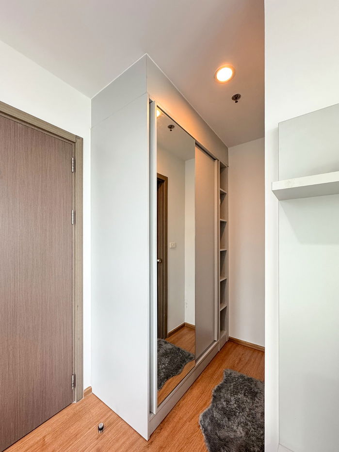 picture Rare Corner Unit with Panoramic View – The Base Sukhumvit 77 Prime location on Sukhumvit 77, just 2 minutes to BTS Onnut & Habito Mall - 13/22