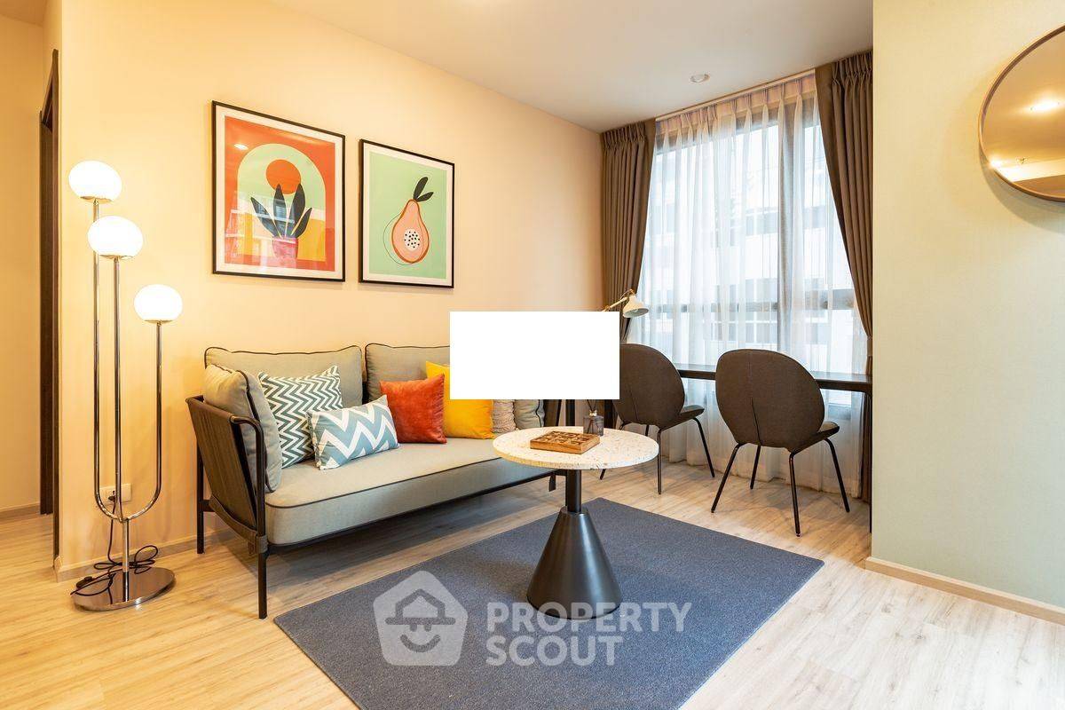 picture 2-BR Condo at XT Huaikhwang near MRT Huai Khwang (ID 2260084) - 1/8