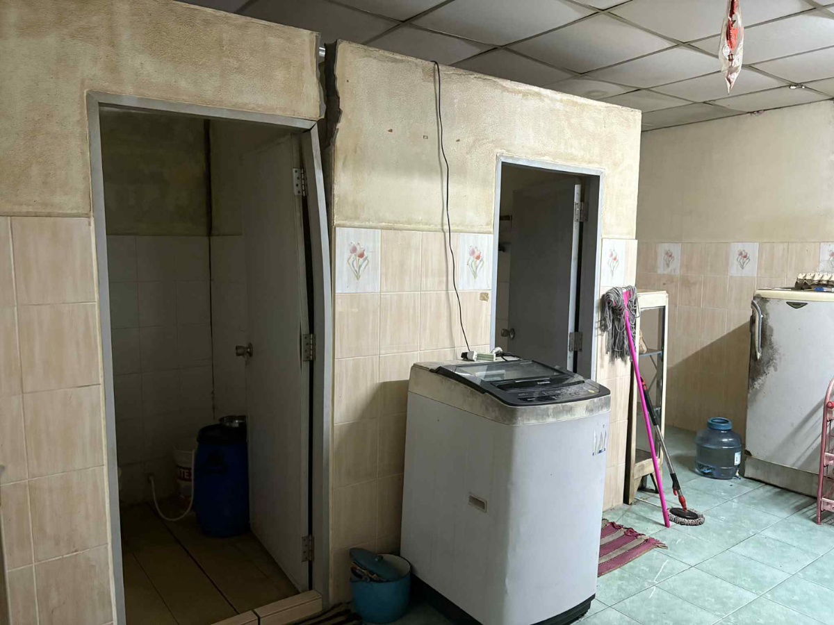 picture For sale: detached house 52 square wah, Ban Seri-On Nut Soi 1. - 8/25