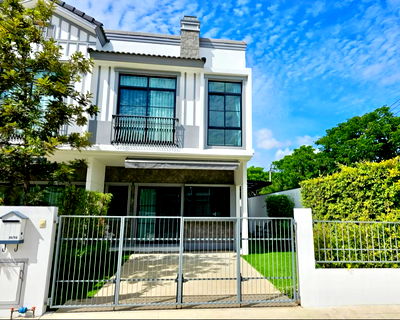 Townhouses for rent เทสโก้โลตัส บางพลี : townhouse for rent in Bangna area