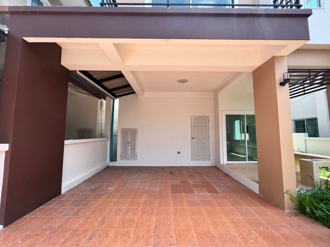 picture TOWN_HOUSE for sale  Sanak Bok Muang Chon Buri Chonburi - 11/20