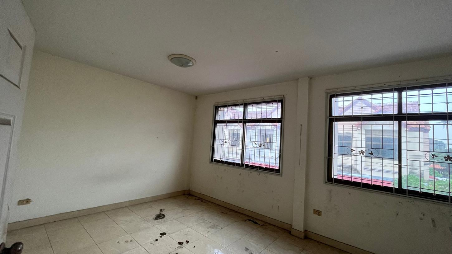 picture TOWN_HOUSE for sale  Bung Si Racha Chonburi - 13/18