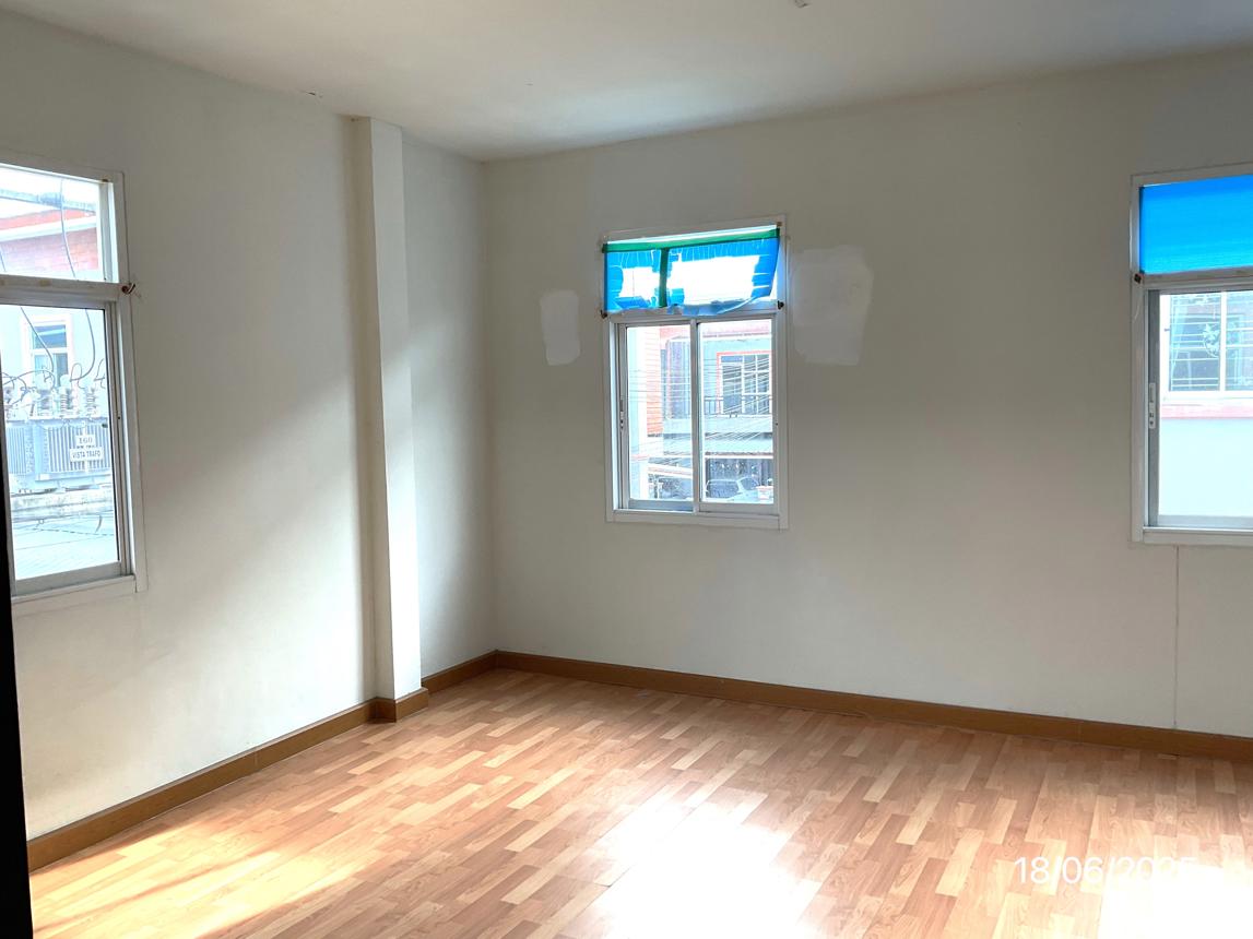 picture TOWN_HOUSE for sale  Mapyangphon Pluak Daeng Rayong - 31/38