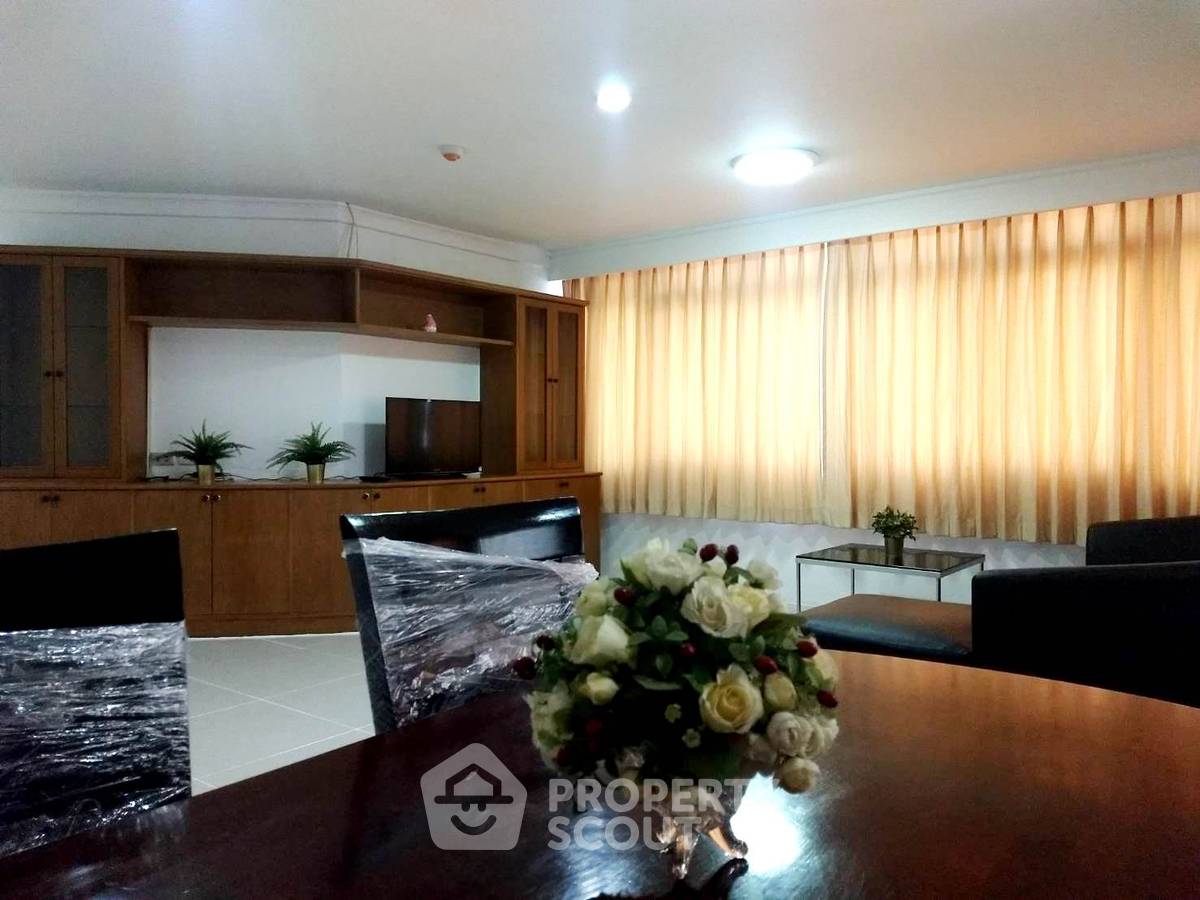 picture 2-BR Condo at The Waterford Park Sukhumvit 53 Condominium near BTS Thong Lor (ID 511928) - 4/18
