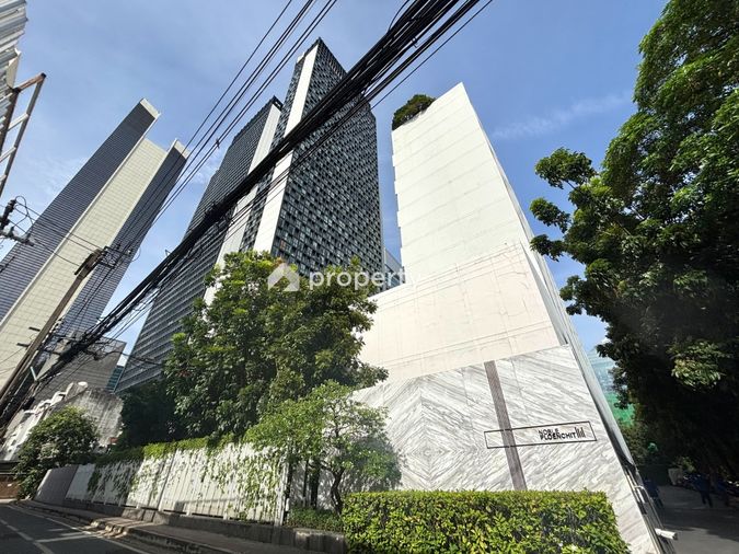 Noble Ploenchit