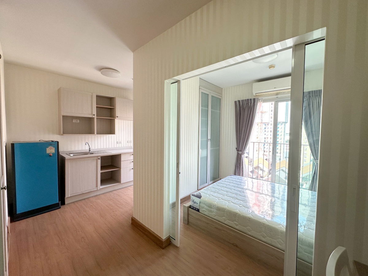 picture ✨ Urgent sale! Chapter One Modern Dutch, 10th floor, river view + amazing bridge view - 1/8