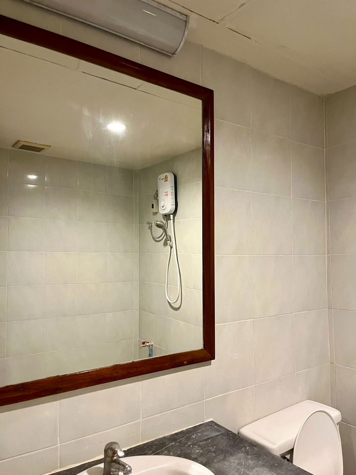 picture Rent a condo near BTS Ratchayothin Place, close to Major Ratchayothin, Kasetsart University, Central Ladprao, and Elephant Tower - 24/27