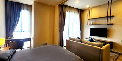 Condos for rent : Ashton Asoke. 1bed 35sq.m. Line id: @pfagent