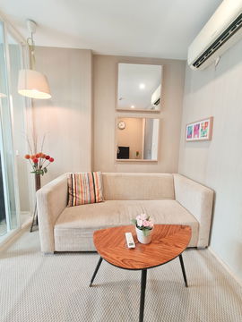 Airport link Ramkhamhaeng 800 m. Price  13,500 Baht Condo The Base Rama 9 - Ramkhamhaeng ( Rental )