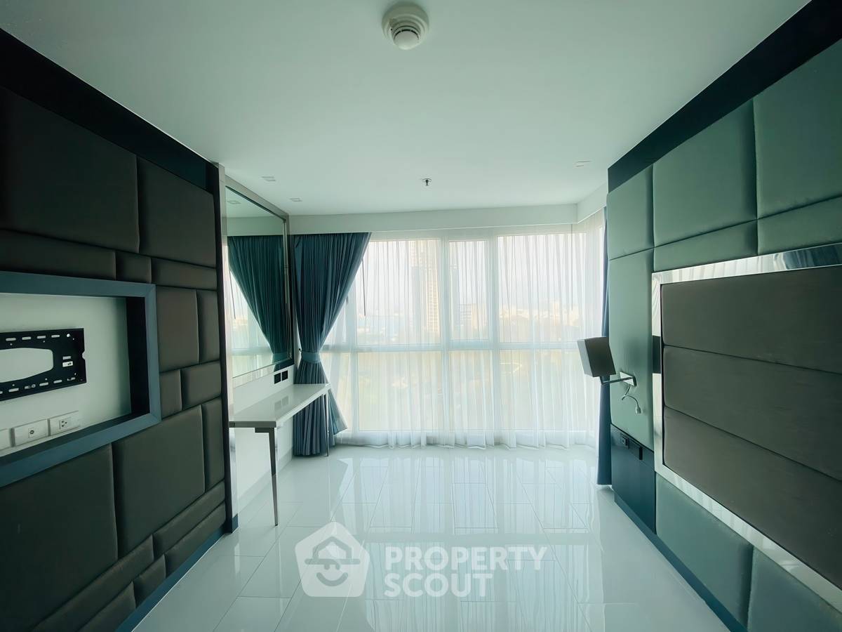 picture 2-BR Condo at Sky Residences Pattaya close to Pattaya (ID 2137186) - 5/7