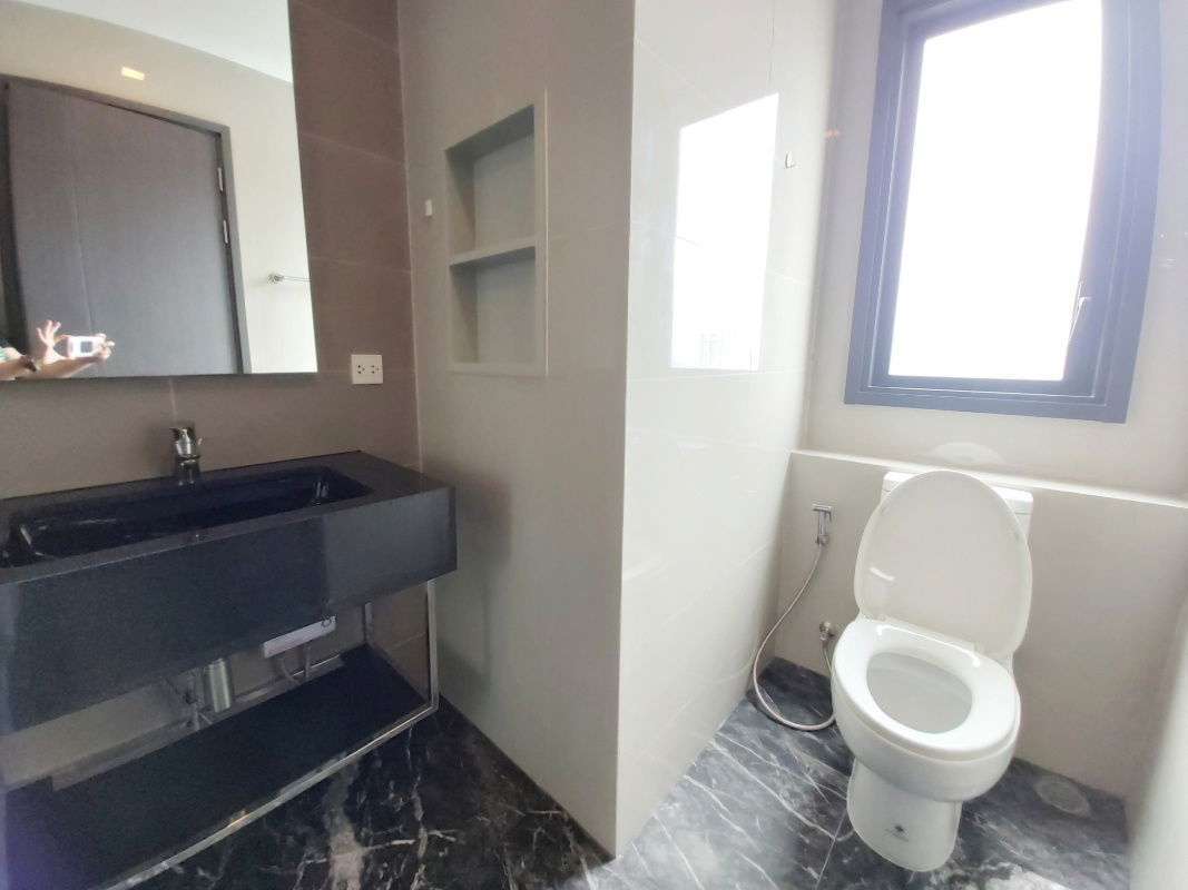 รูป Condo for rent: Edge23 by Sansiri, near BTS Asoke, 35,000 baht, property code: RS1495 - รูปที่ 5/7
