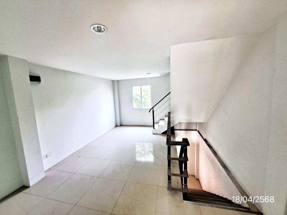 picture SHOP_HOUSE for sale  Nong Pla Lai Bang Lamung Chonburi - 27/44