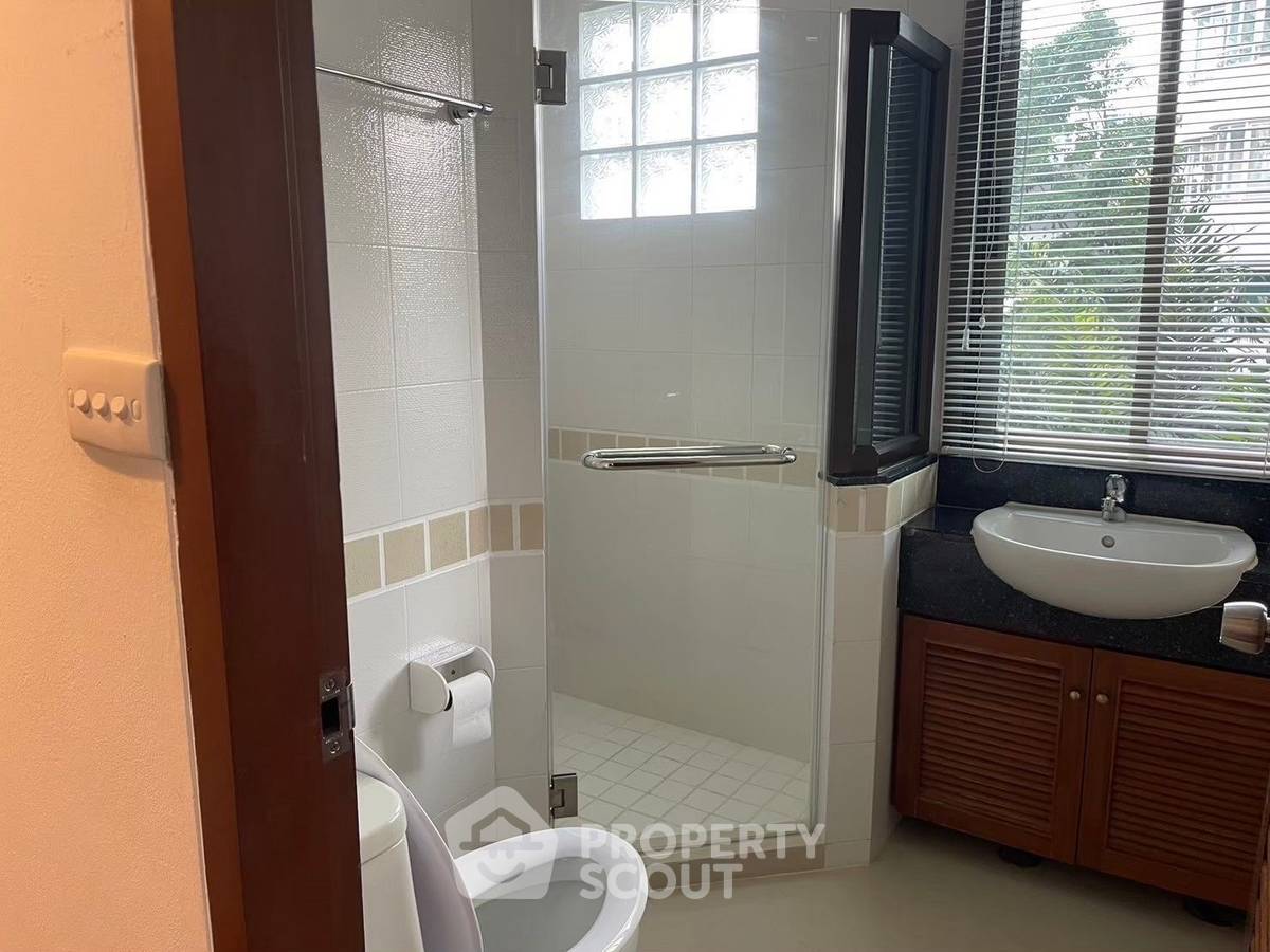 picture 2-BR Condo at P.R. Home II near BTS Thong Lor (ID 1790134) - 6/13