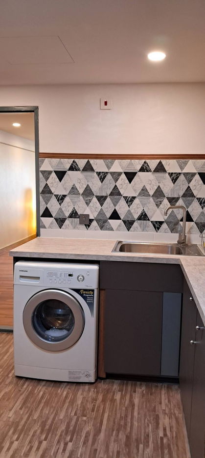picture Newly renovated! Flora Ville. 3beds 148sq.m.  Line id: @pfagent - 11/19