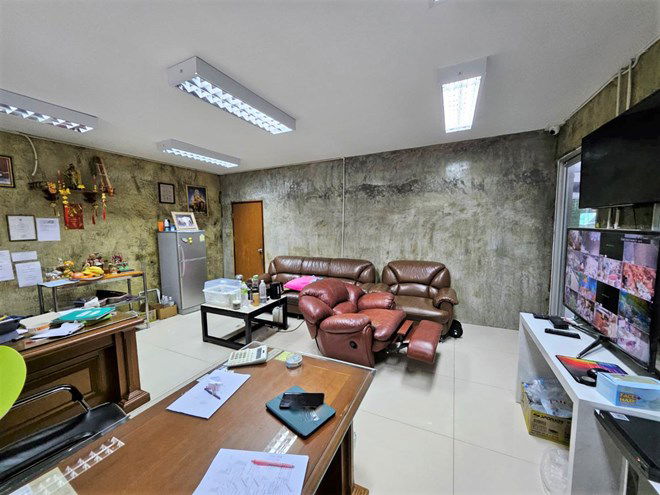 picture FACTORY for sale  Phraeksa Muang Samut Prakarn Samut Prakarn - 9/24