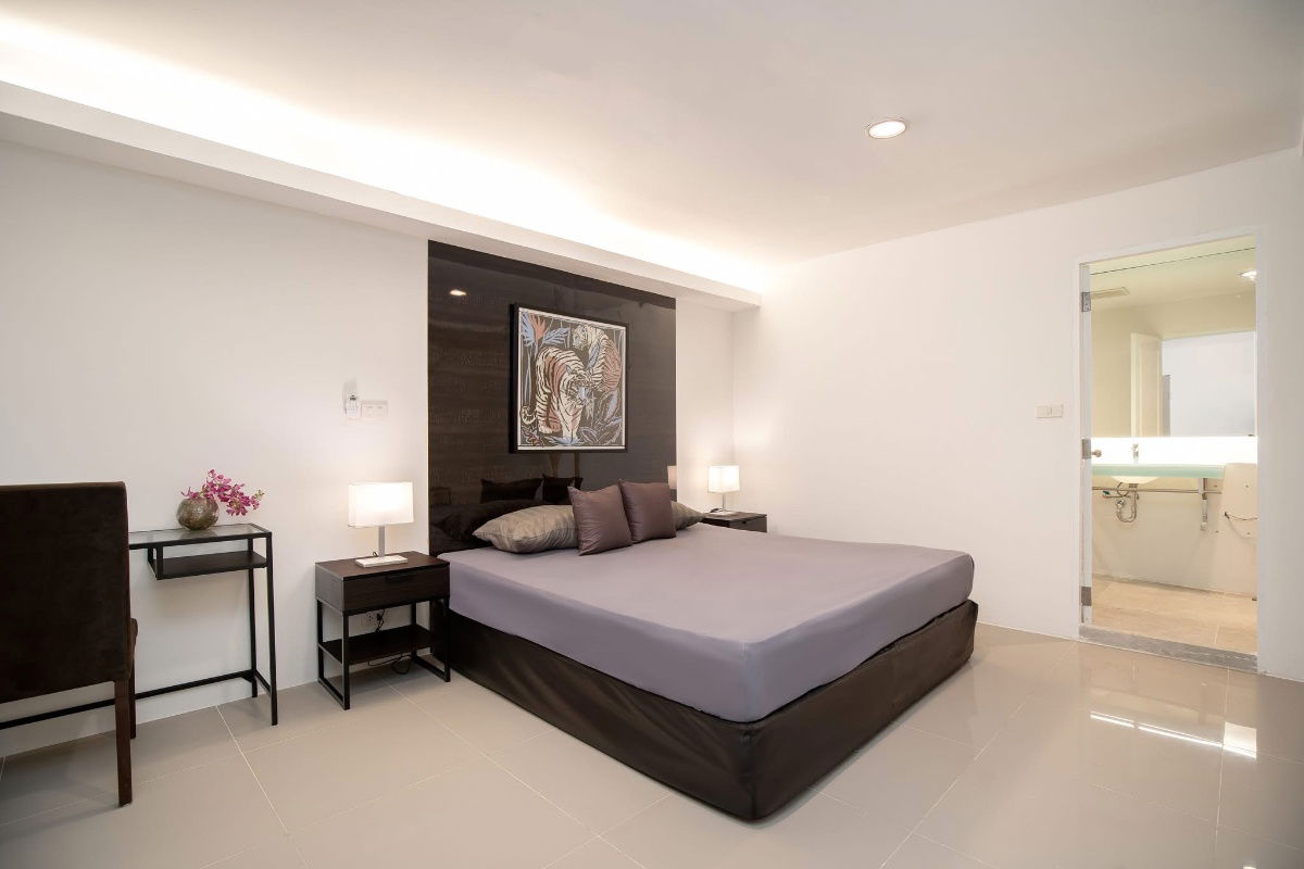 picture #R5817 🎉 190868 Condo for rent Waterford Diamond Tower - 2/13