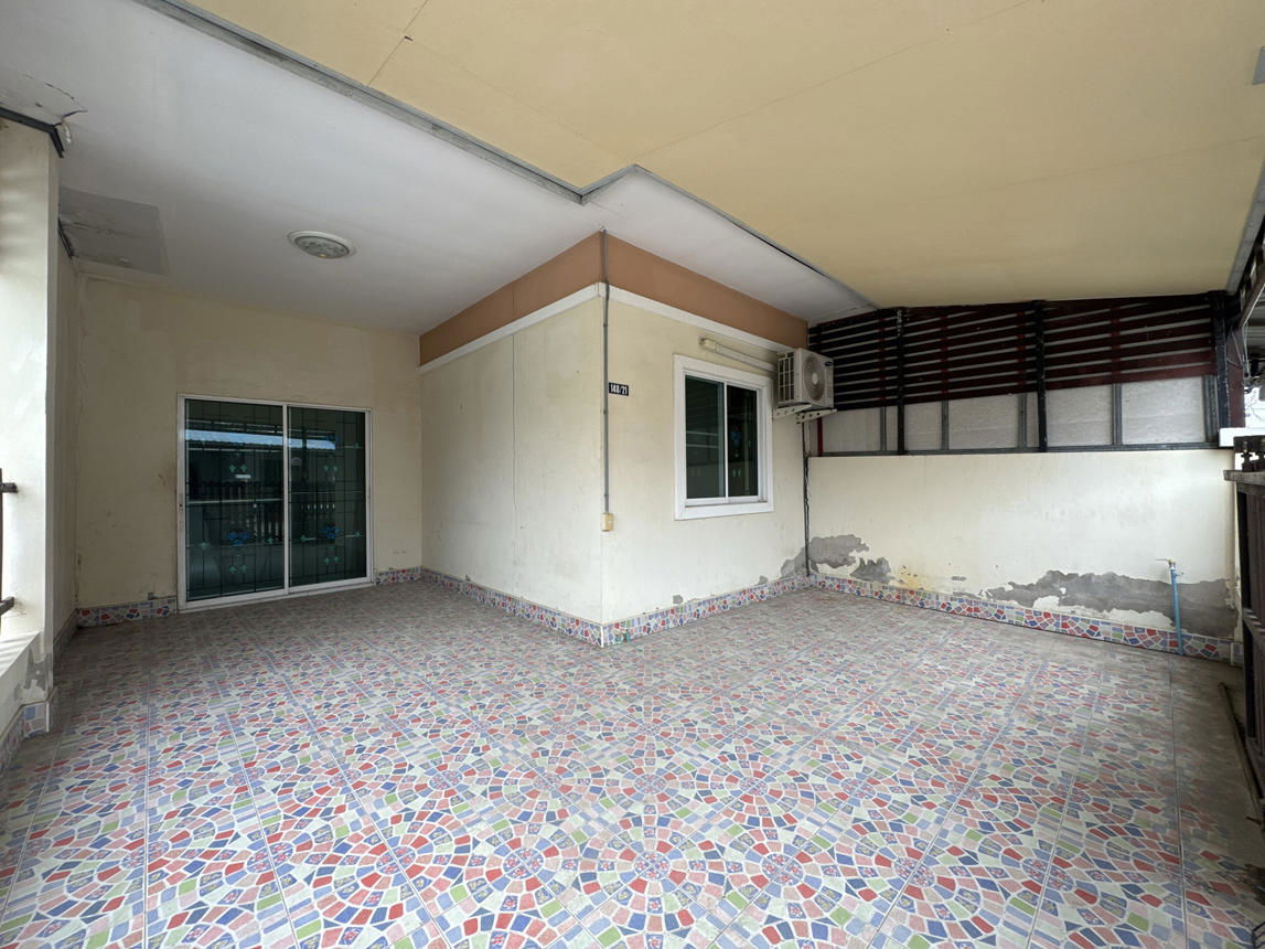 picture TOWN_HOUSE for sale  Bang Nang Phan Thong Chonburi - 8/12
