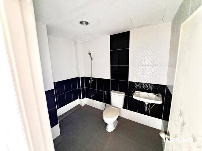 picture SHOP_HOUSE for sale  Nong Pla Lai Bang Lamung Chonburi - 12/44