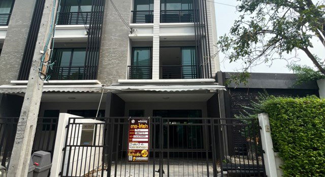 picture TOWN_HOUSE for sale  Phlapphla Wang Thonglang Bangkok - 19/20