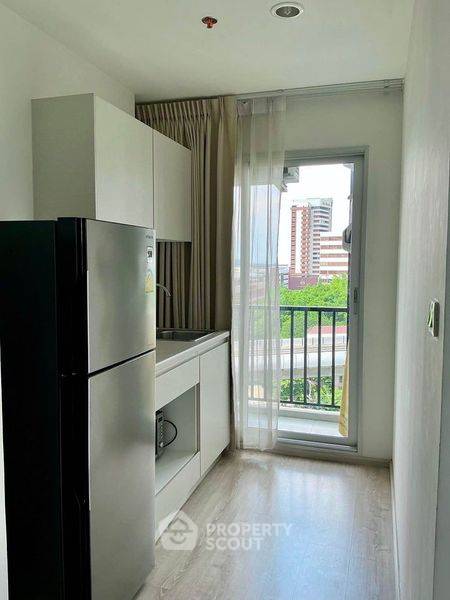 picture 2-BR Condo at Chewathai Phetkasem 27 near MRT Bang Wa (ID 1926537) - 4/5