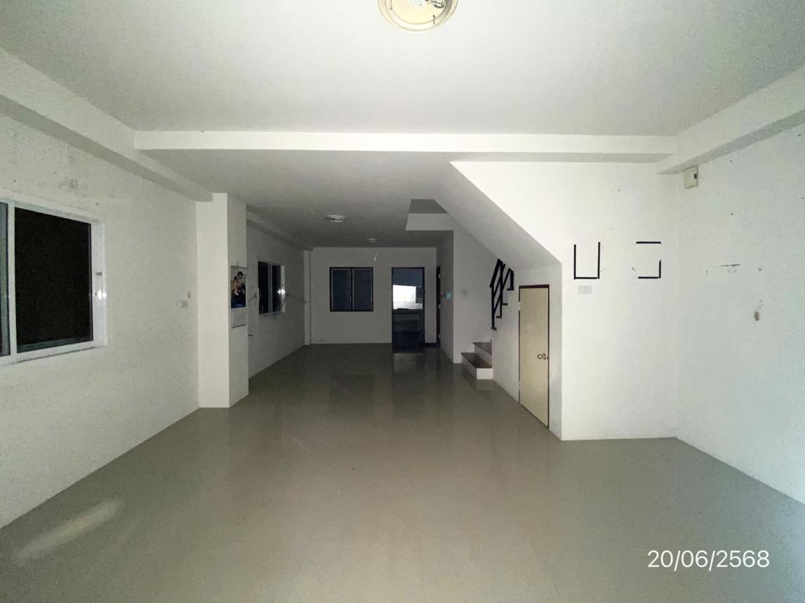 picture TOWN_HOUSE for sale  Na Pa Muang Chon Buri Chonburi - 20/32