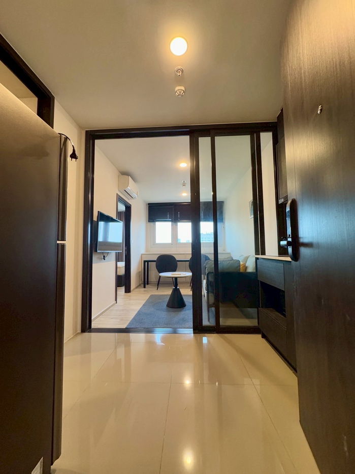 picture For Rent !!! " " 𝐗𝐓 𝐇𝐮𝐚𝐢𝐤𝐡𝐰𝐚𝐧𝐠 " : 1 Bedroom , 35 Sq.m. , Floor 28, Near MRT-Huaikhwang  - 3/6