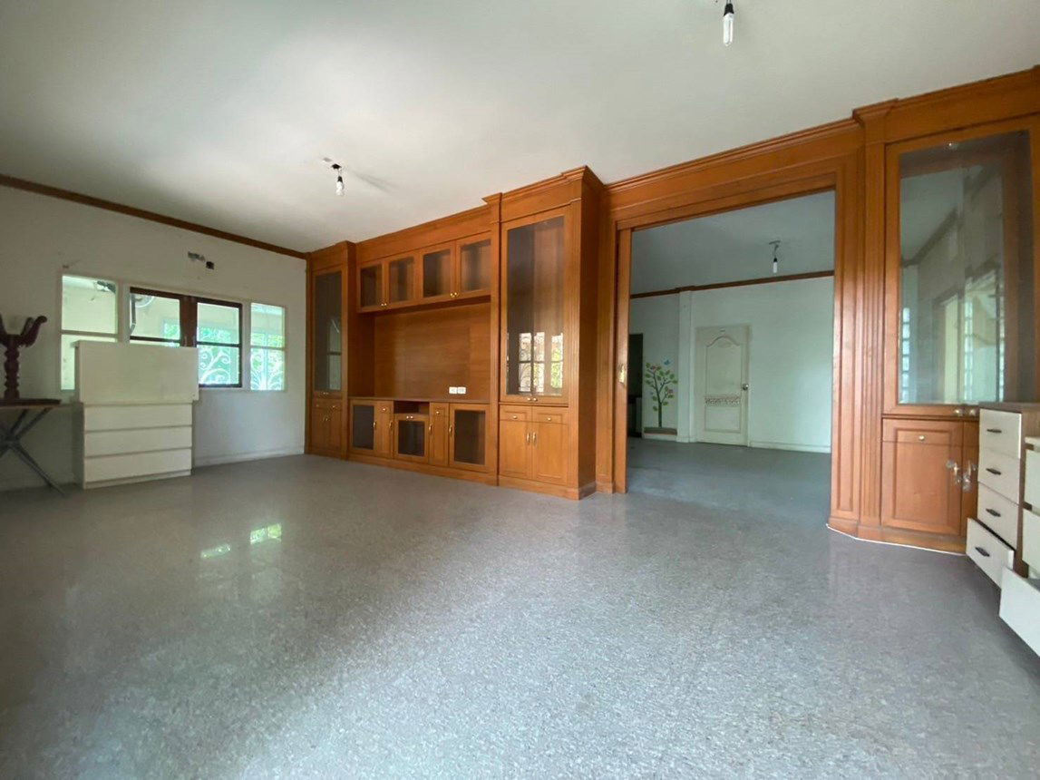 picture HOME for sale  Saphan Sung Saphan Sung Bangkok - 7/12